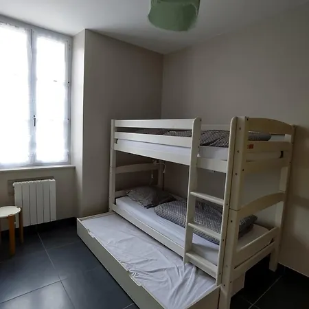 63 M2, Proche Des Plages Et Des Commerces Apartment